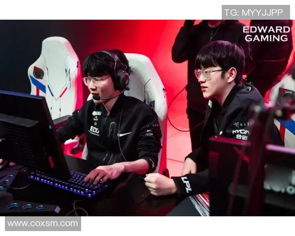 青年赛积分榜：LNG以70分领跑